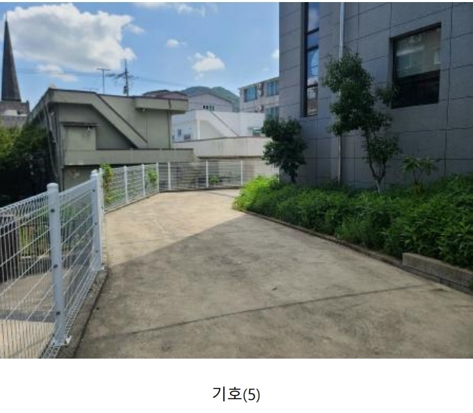 2024타경27266 경상남도 거제시 거제중앙로15길 40, 감로빌딩 1층 101호외4개호 근린상가 경매 이미지