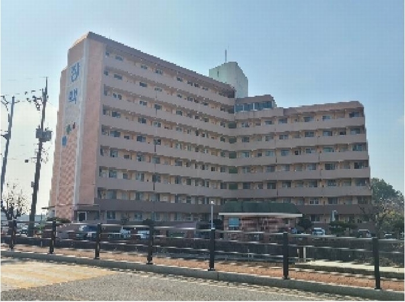 2025타경21027 경상남도 거제시 둔덕면 거제남서로 5059-1, 장백하이츠 1동 8층 806호 아파트 경매 이미지