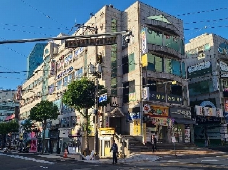 2025타경21811 경상남도 거제시 고현로 117, 중앙빌딩 비동 5층 501호 근린상가 경매 이미지
