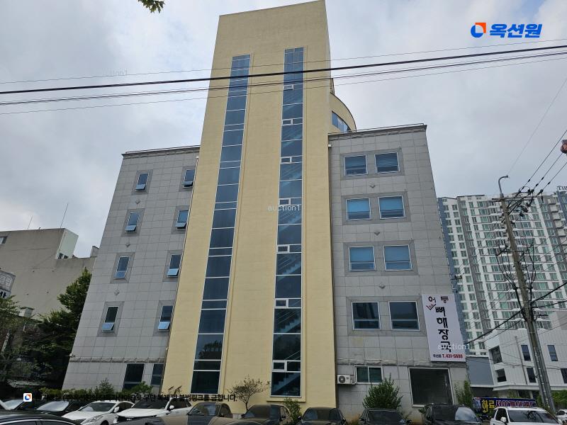 2025타경32951 광주광역시 광산구 무진대로212번길 13-32, 4층 401호외11개호 근린상가 경매 이미지