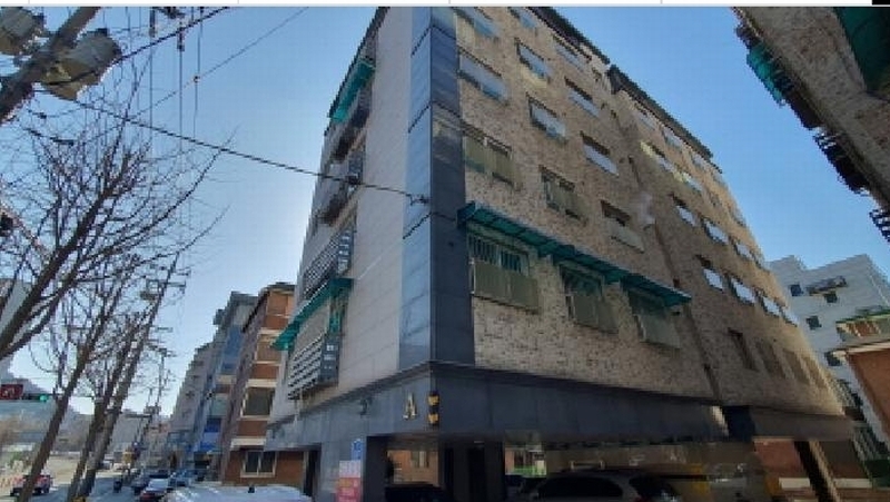 2025타경11831 서울특별시 중랑구 용마산로 367, 브라운하우스 에이동 2층 203호 다세대(빌라)[공급13평형] 경매 이미지