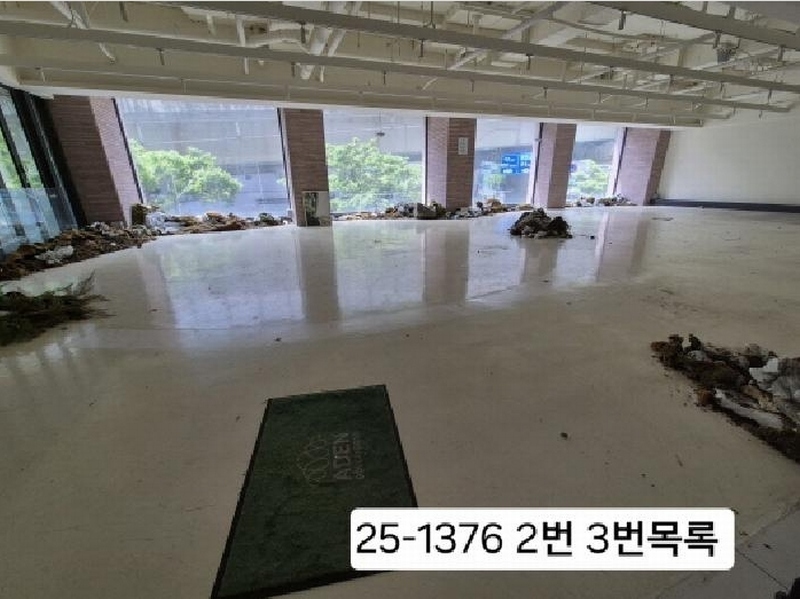 2025타경1376 부산광역시 북구 화명대로 5, 아덴펜트하우스 2층 201호외1개호 근린상가 경매 이미지