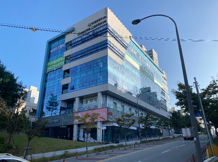 2023타경1137 충청남도 공주시 신금1길 83, 구분건물 1동 2층 210호 근린상가 경매 이미지