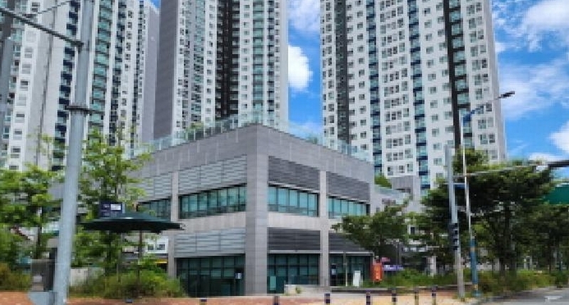 2025타경11980 울산광역시 울주군 울산역로 274, 울산역신도시동문디이스트 301동 2층 202호 근린상가 경매 이미지