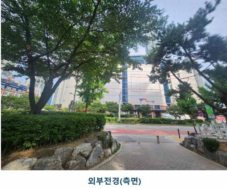 2025타경51645 서울특별시 광진구 광나루로56길 85, 테크노-마트21 8층 비042호 근린상가 경매 이미지
