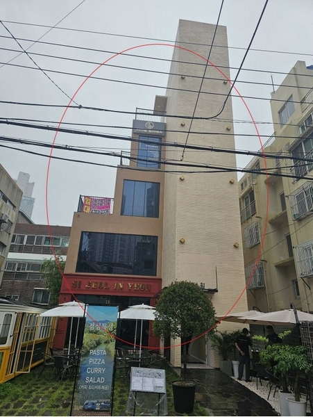 2023타경105742 부산광역시 남구 용소로13번길 90, 만월 4층 401호 근린상가 경매 이미지