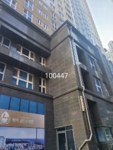 2024타경100447 부산광역시 해운대구 해운대해변로 346, 럭키골든스위트 10층 1003호 아파트[공급29평형] 경매 이미지