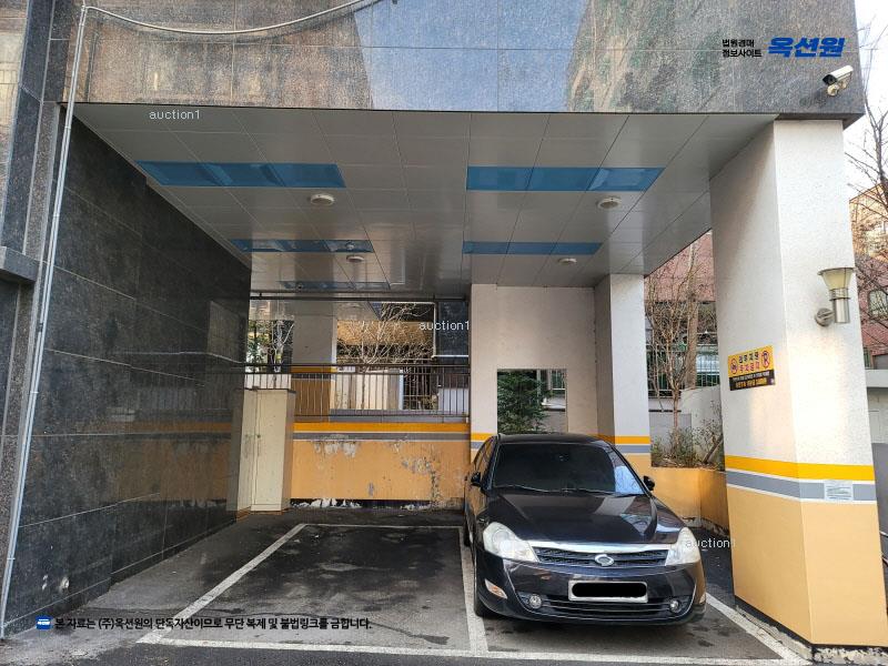 2025타경9377 서울특별시 금천구 독산로108길 15, 메트로하우스 8층 801호 다세대(빌라)[공급12평형] 경매 이미지