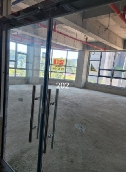 2024타경2406 부산광역시 기장군 일광읍 해빛5로 29, 중원타워 2층 202호 근린상가 경매 이미지