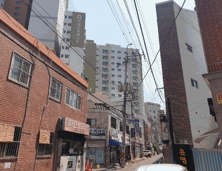 2025타경2737 부산광역시 사하구 낙동대로451번안길 8, 아람센트럴시티 3층 301호 아파트[공급29평형] 경매 이미지