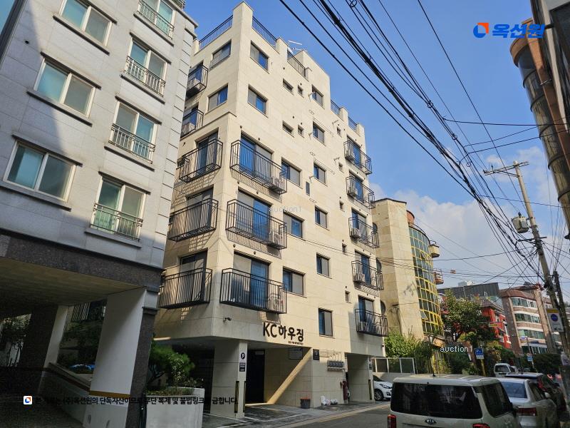2025타경10488 서울특별시 양천구 목동중앙본로18길 9, 케이씨하우징 4층 401호 다세대(빌라) 경매 이미지