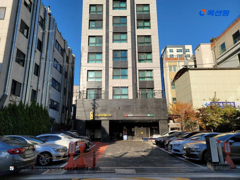 2023타경61278 서울특별시 강동구 성내로 64, 에스아이팰리스센트럴성내 10층 1002호 아파트 경매 이미지