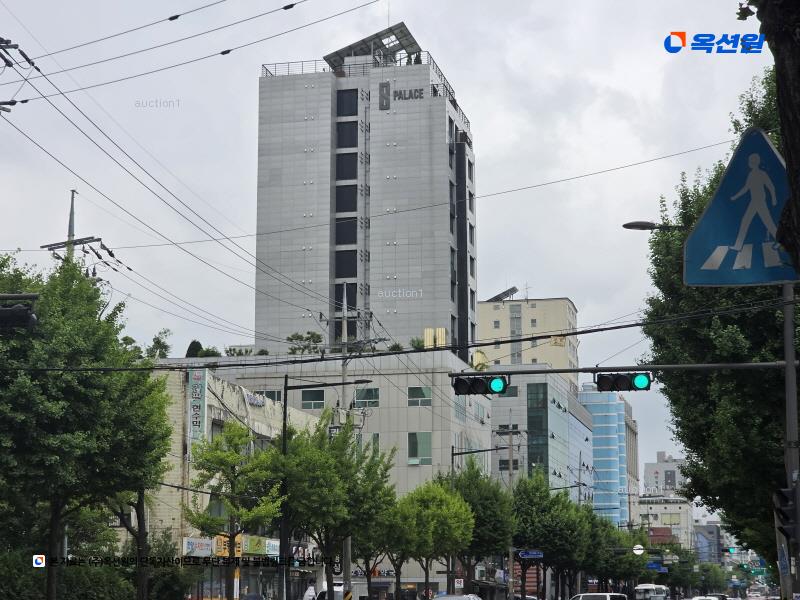 2023타경61278 서울특별시 강동구 성내로 64, 에스아이팰리스센트럴성내 10층 1004호 아파트 경매 이미지