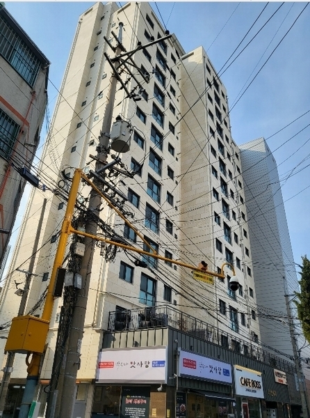 2024타경6233 서울특별시 영등포구 신길로38길 16, 신길리버스시티 지2층 비201호 근린상가 경매 이미지