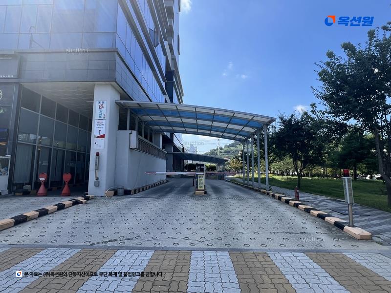 2025타경484 경상남도 김해시 본산로 15-17, 진영굿프라임시티오피스텔 2층 201호외2개호 근린상가 경매 이미지