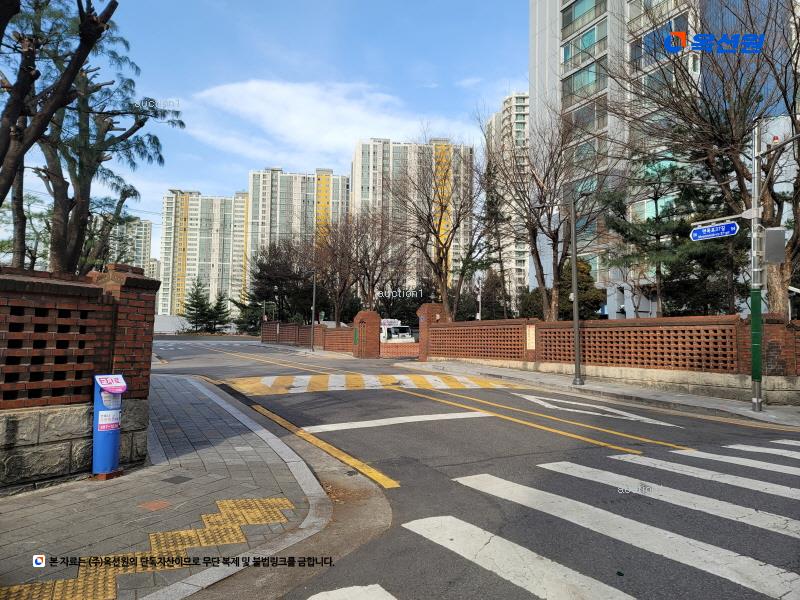 2025타경3098 서울특별시 중랑구 면목로37길 58서울특별시 중랑구 면목로○○○○, 면목두산아파트 202동 20층 2003호면목두산○○ 아파트[공급33평형] 경매 이미지