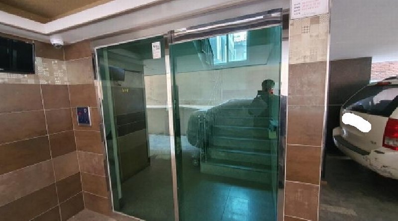 2025타경12233 서울특별시 중랑구 면목로54길 24, 에이스빌 5층 501호 다세대(빌라)[공급16평형] 경매 이미지