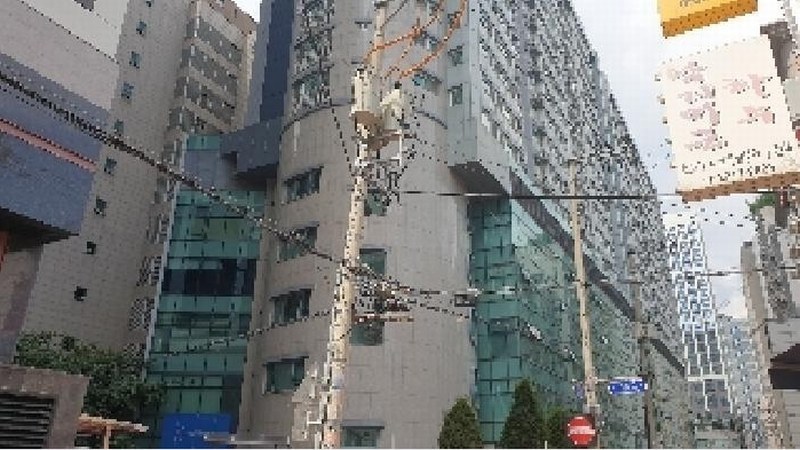 2025타경12994 서울특별시 동대문구 장한로20길 7, 서희스타힐스 4층 414호 오피스텔[계약18평형] 경매 이미지