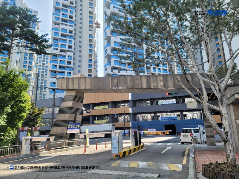 2025타경12697 서울특별시 중랑구 용마산로 669, 데시앙 108동 3층 303호 아파트[공급32평형] 경매 이미지