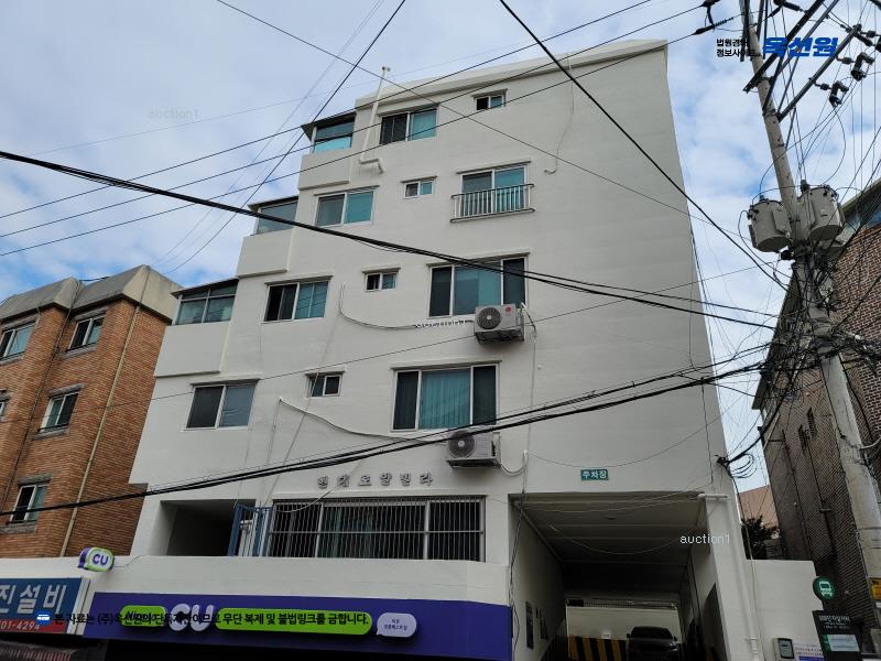 2025타경13168 서울특별시 성북구 북악산로1길 25, 현대로얄빌라 501호 다세대(빌라)[공급16평형] 경매 이미지