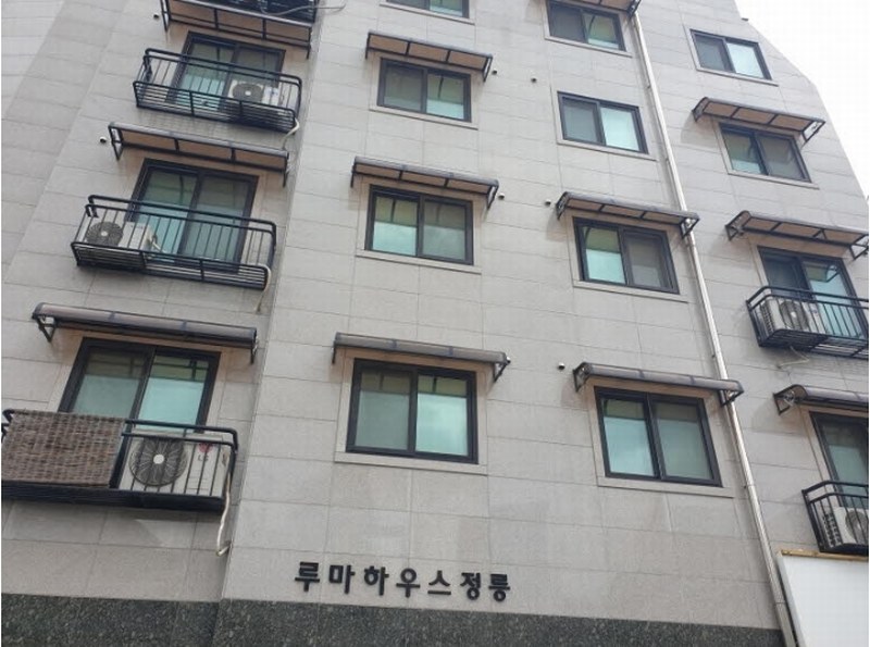 2024타경111725 서울특별시 성북구 정릉로21길 8-35, 루마하우스정릉 2층 203호 다세대(빌라)[공급10평형] 경매 이미지