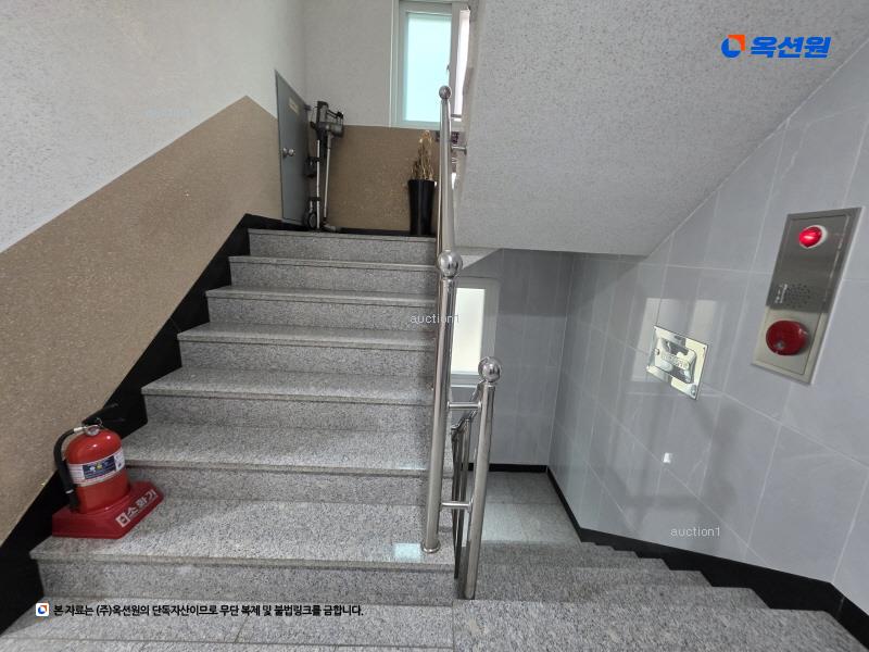 2024타경113745 서울특별시 동대문구 한천로24길 50, 골든캐슬2 101동 2층 203호 다세대(빌라)[공급10평형] 경매 이미지