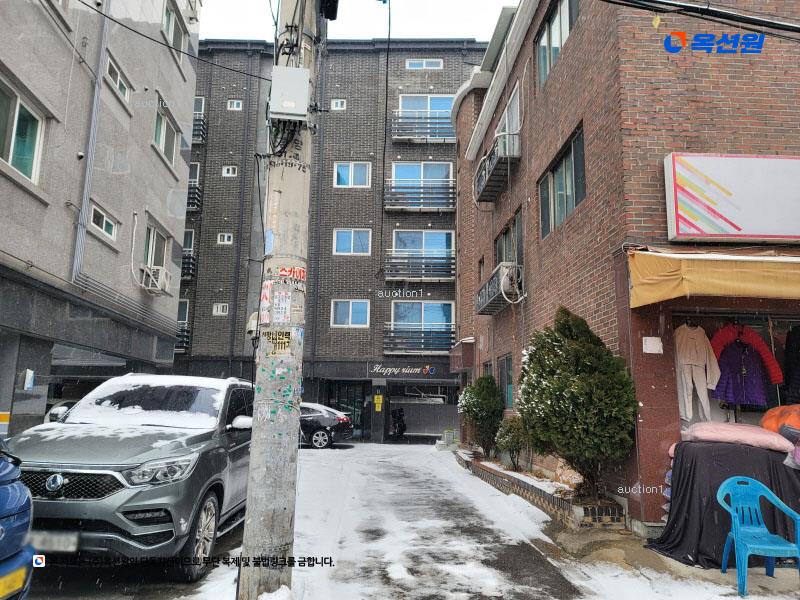 2024타경109074 서울특별시 중랑구 봉화산로4길 20-4, 해피리움빌 4층 403호 다세대(빌라)[공급10평형] 경매 이미지