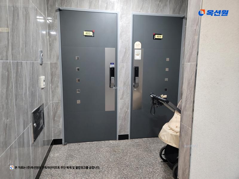 2024타경109074 서울특별시 중랑구 봉화산로4길 20-4, 해피리움빌 4층 403호 다세대(빌라)[공급10평형] 경매 이미지