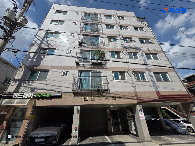 2024타경121876 서울특별시 중랑구 면목로44가길 53, 현진리치빌 2층 201호 다세대(빌라)[공급11평형] 경매 이미지