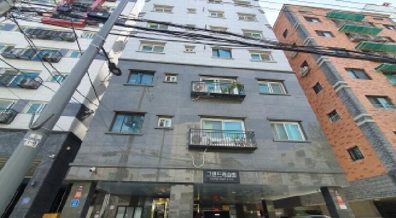 2025타경12363 서울특별시 중랑구 망우로36길 48, 그랜드캐슬빌 2층 202호 오피스텔[계약25평형] 경매 이미지