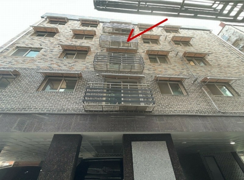 2024타경110401 서울특별시 강북구 삼양로163길 11-12, 성훈팰리스 101동 4층 402호 다세대(빌라)[공급15평형] 경매 이미지
