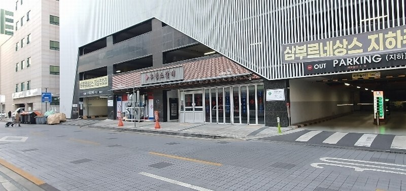 2024타경9231 경기도 고양시 일산서구 중앙로 1425, 주엽역삼부르네상스 나동 1층 105호외5개호 근린상가 경매 이미지