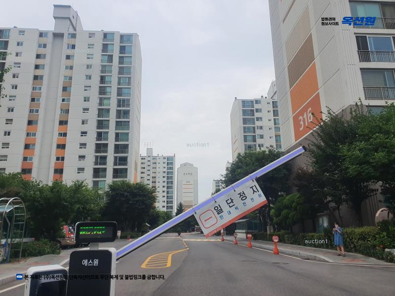 2025타경62611 경기도 고양시 일산동구 노루목로 80, 호수마을아파트 301동 5층 502호 아파트[공급55평형] 경매 이미지