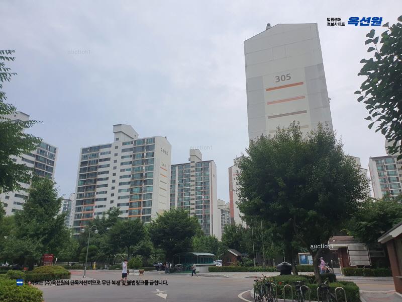 2025타경62611 경기도 고양시 일산동구 노루목로 80, 호수마을아파트 301동 5층 502호 아파트[공급55평형] 경매 이미지