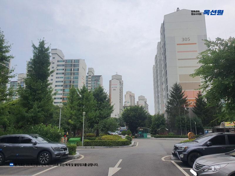 2025타경62611 경기도 고양시 일산동구 노루목로 80, 호수마을아파트 301동 5층 502호 아파트[공급55평형] 경매 이미지