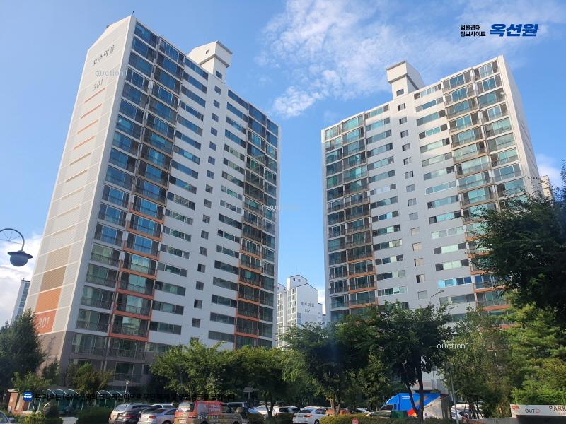 2025타경62611 경기도 고양시 일산동구 노루목로 80, 호수마을아파트 301동 5층 502호 아파트[공급55평형] 경매 이미지