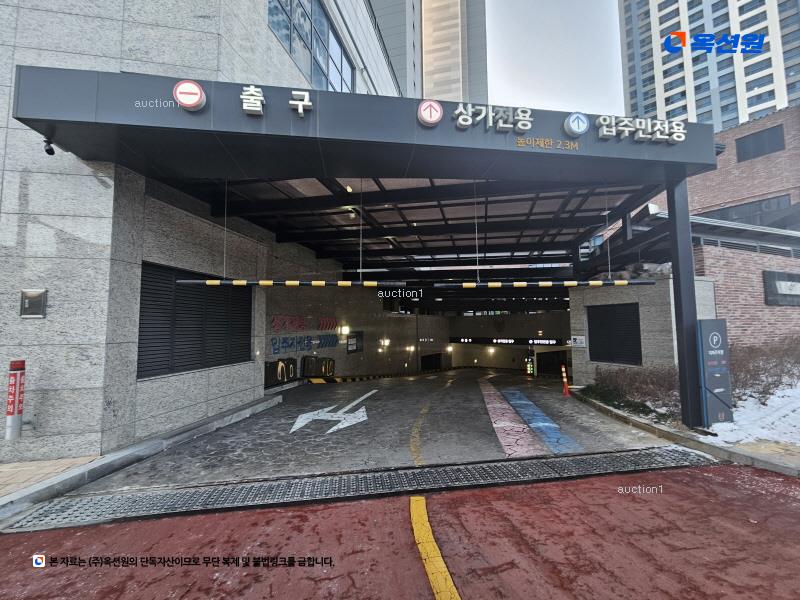 2024타경71717 경기도 고양시 덕양구 권율대로 690, 삼송2차원흥역동원로얄듀크비스타 201동 1층 114호 근린상가 경매 이미지