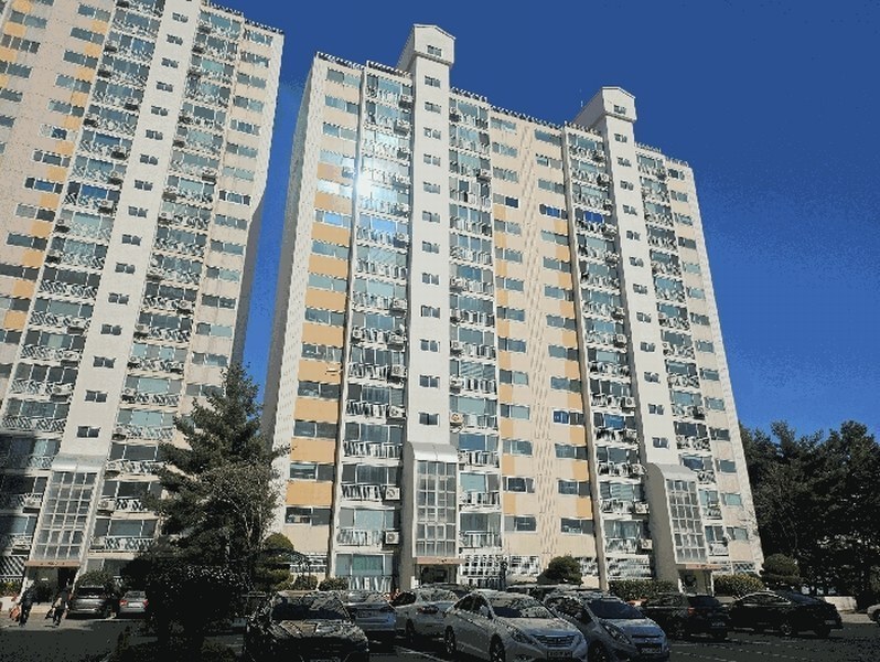 2025타경187 경상남도 김해시 금관대로599번길 11경상남도 김해시 금관대로599○○○○, 석봉마을 1012동 3층 301호석봉마을○○ 아파트[공급22평형] 경매 이미지