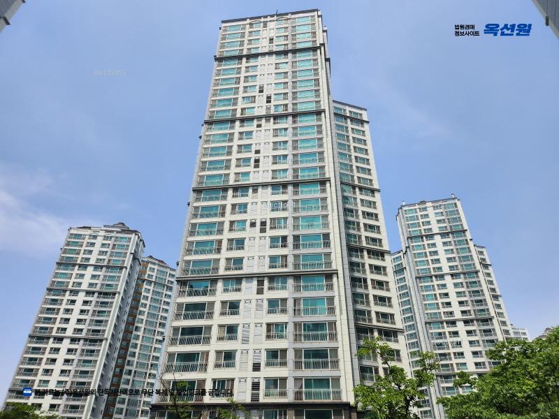 2025타경64437 경기도 고양시 일산서구 하이파크3로 61, 하이파크시티일산파밀리에4단지 409동 14층 1401호 아파트[공급46평형] 경매 이미지