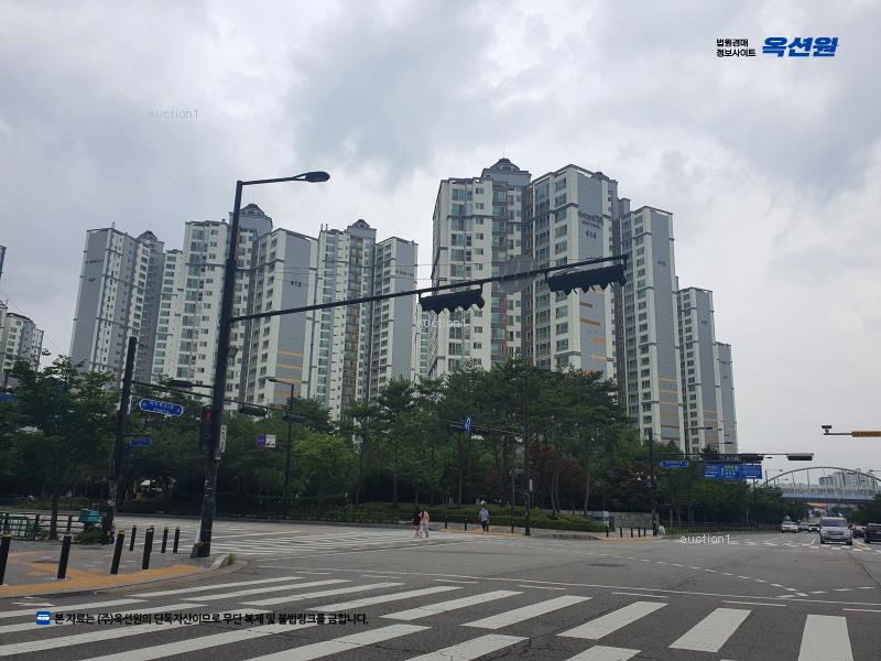 2025타경64437 경기도 고양시 일산서구 하이파크3로 61, 하이파크시티일산파밀리에4단지 409동 14층 1401호 아파트[공급46평형] 경매 이미지