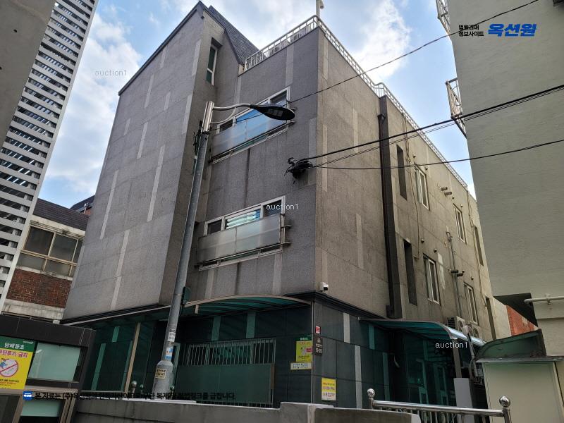 2020타경101073 서울특별시 서초구 남부순환로350길 19-20, 구분건물 3층 301호 다세대(빌라)[공급7평형] 경매 이미지