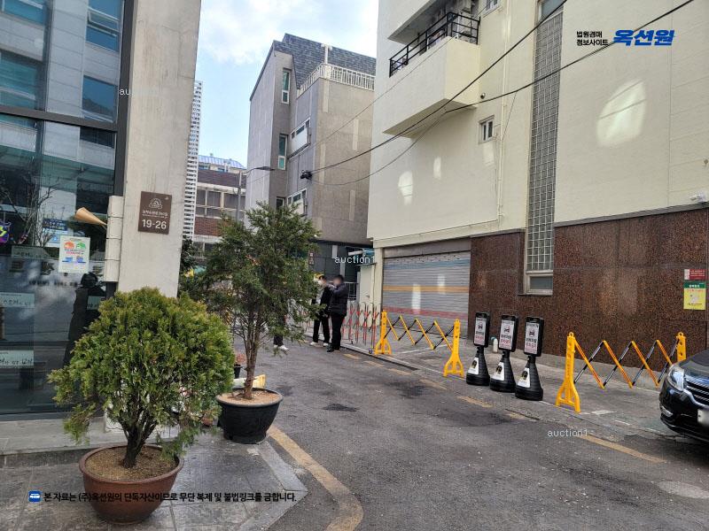 2020타경101073 서울특별시 서초구 남부순환로350길 19-20, 구분건물 3층 301호 다세대(빌라)[공급7평형] 경매 이미지