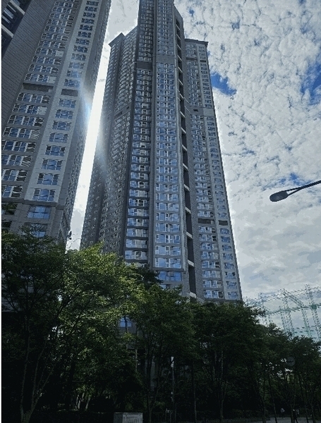 2025타경64262 경기도 고양시 일산서구 일현로 97-11, 일산두산위브더제니스 101동 40층 4002호 아파트[공급24평형] 경매 이미지