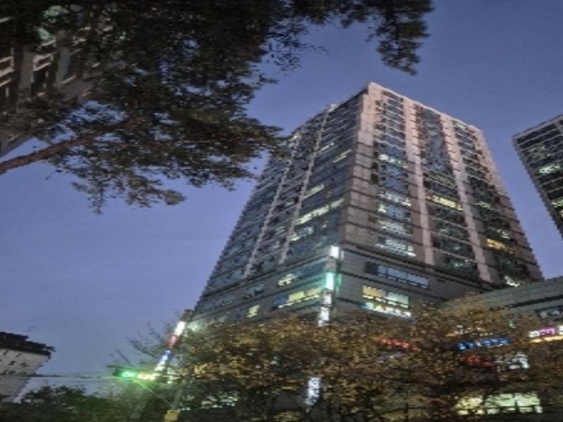 2024타경120935 서울특별시 서초구 서초대로 3-4, 방배디오슈페리움1 17층 비1702호 오피스텔[계약19평형] 경매 이미지
