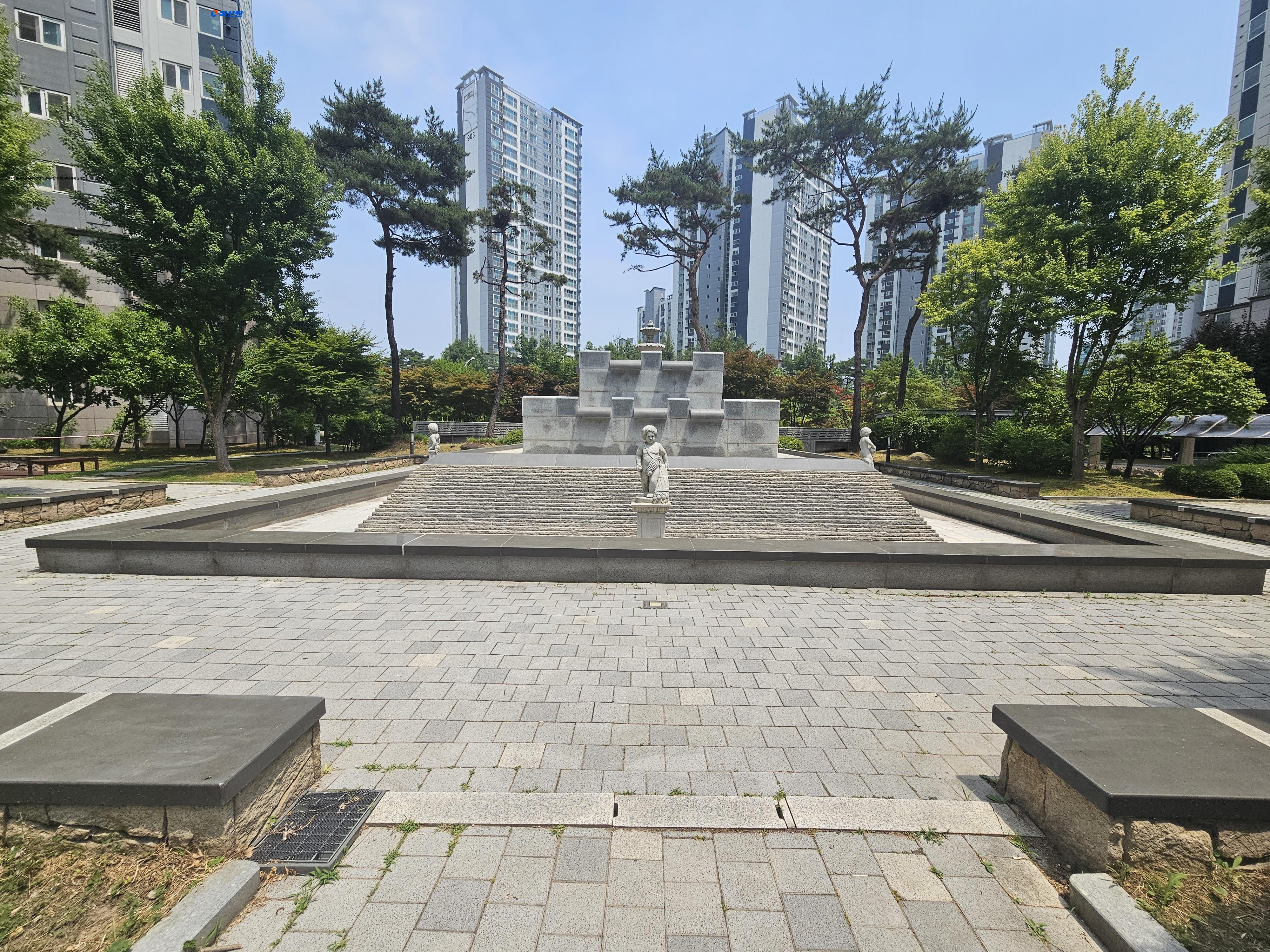 2024타경75894 경기도 파주시 해솔로 20, 해솔마을4단지벽산우남연리지 409동 12층 1202호 아파트[공급45평형] 경매 이미지