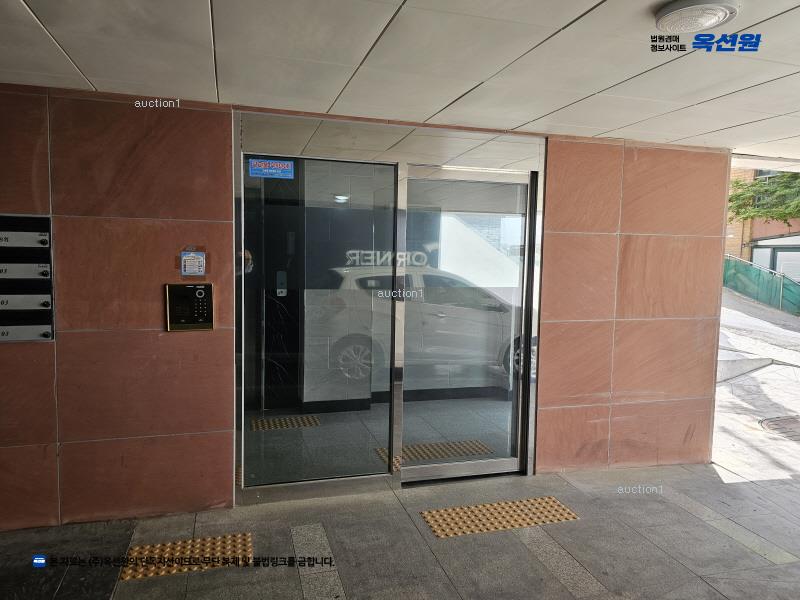 2025타경102541 서울특별시 동작구 성대로6자길 13, 코너스톤 2층 203호 다세대(빌라)[공급14평형] 경매 이미지