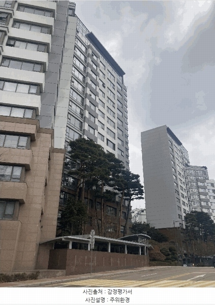 2025타경102282 서울특별시 서초구 효령로72길 57, 서초트라팰리스 23층 에이-2304호 아파트[공급50평형] 경매 이미지