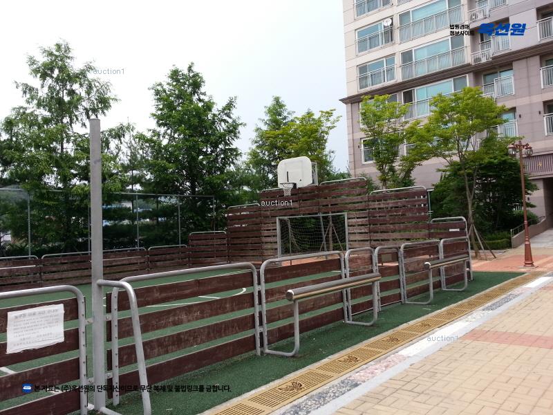 2025타경70149 경기도 남양주시 진접읍 장현천로 8경기도 남양주시 진접읍 장○○○○, 남양주진접롯데캐슬 106동 11층 1102호남양주진○○ 아파트[공급33평형] 경매 이미지