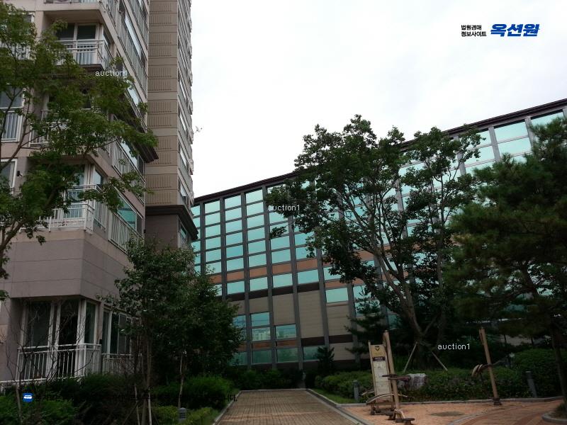 2025타경70149 경기도 남양주시 진접읍 장현천로 8경기도 남양주시 진접읍 장○○○○, 남양주진접롯데캐슬 106동 11층 1102호남양주진○○ 아파트[공급33평형] 경매 이미지