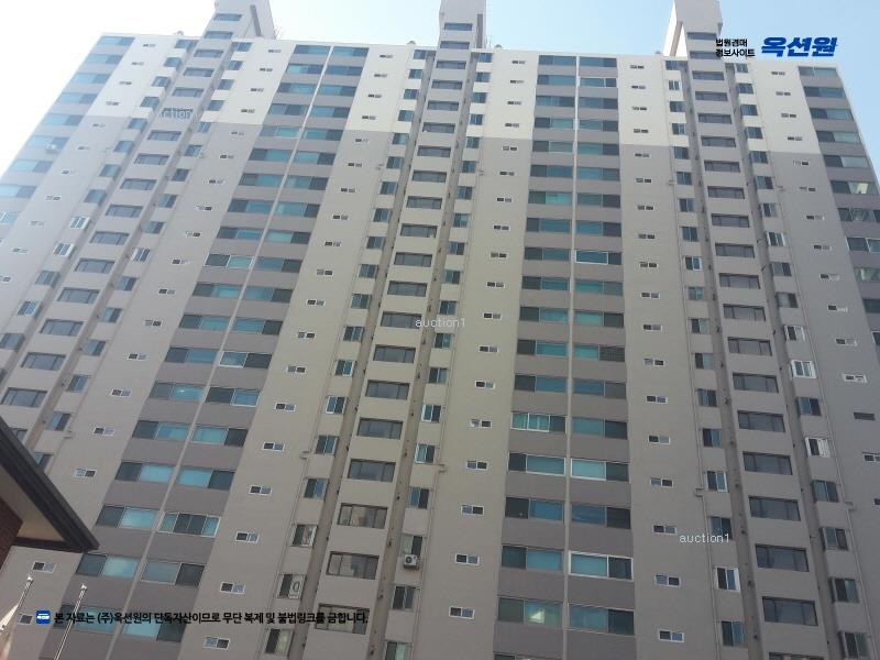 2025타경71549 경기도 구리시 동구릉로53번길 67, 아름마을엘지아파트 201동 7층 702호 아파트[공급45평형] 경매 이미지